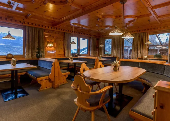 Erzherzog Johann Aparthotel 4*