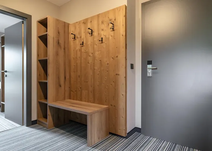 Erzherzog Johann 4* سخلادميخ