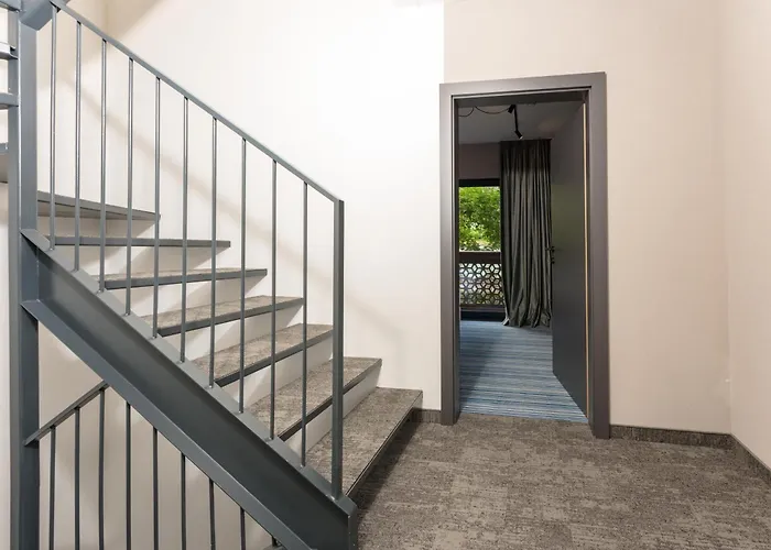 Erzherzog Johann 4* سخلادميخ